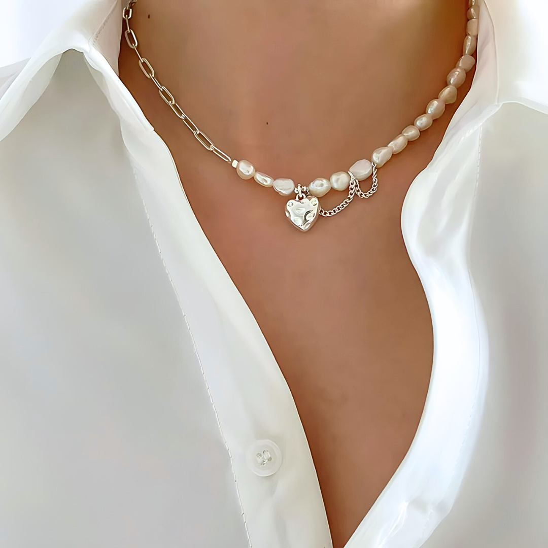 Collar de Plata 925 con perlas y un colgante de corazón - Tunica