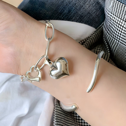 Pulsera de Plata 925 con colgantes en forma de corazón - Love Strong