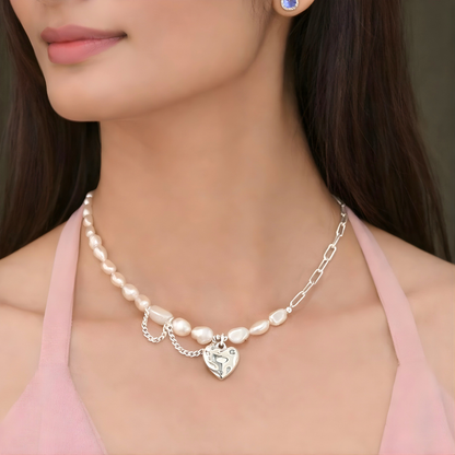 Collar de Plata 925 con perlas y un colgante de corazón - Tunica